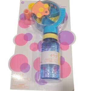 Ultra Spin Bubbles Bubble Blower Toy for Kids Sun Squad™ Plastic Spinner